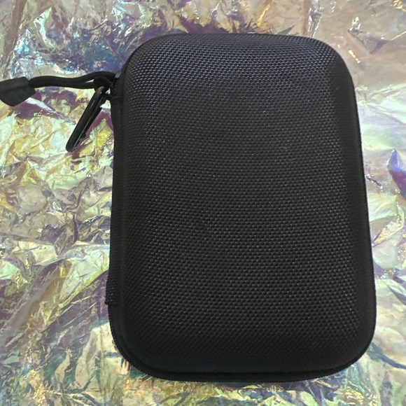 New Phone Accessory Travel Organizer with Carabiner, Black - Picture 6 of 6